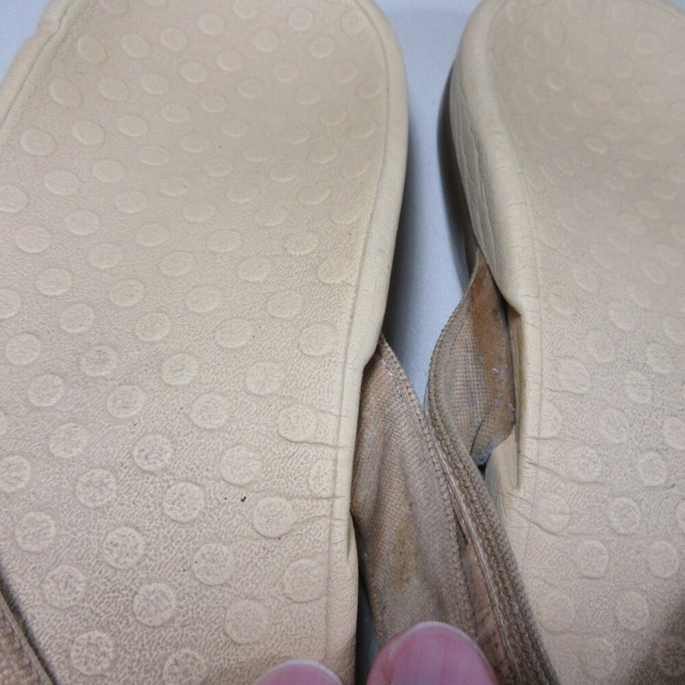 Vionic womens tan an brown thong sandals 10 M - Picture 4 of 8